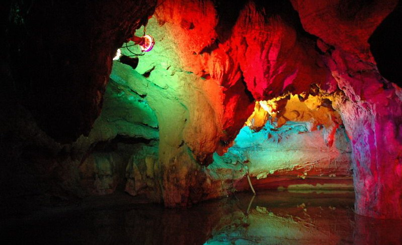 Yuhua Cave10